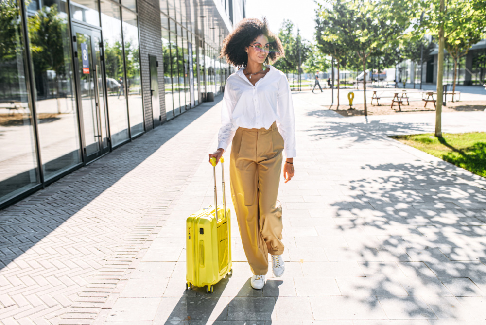 11 Best Wrinkle Free Pants for Travel: Casual to Dressy Picks
